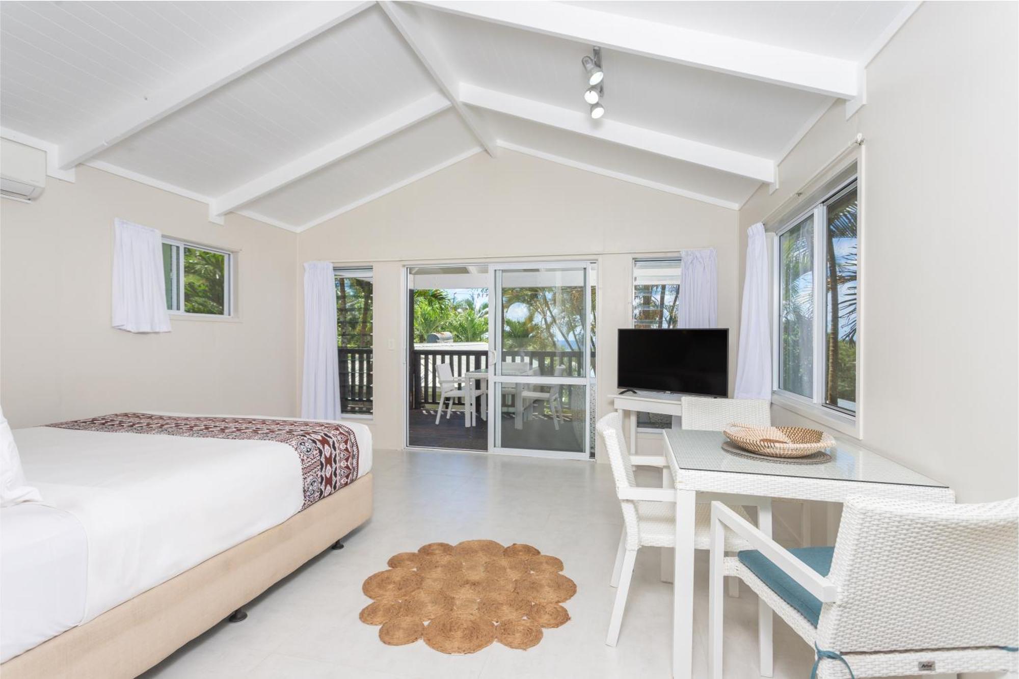 Muri Lagoon View Bungalows - Hillside Bungalow Раротонга Екстериор снимка