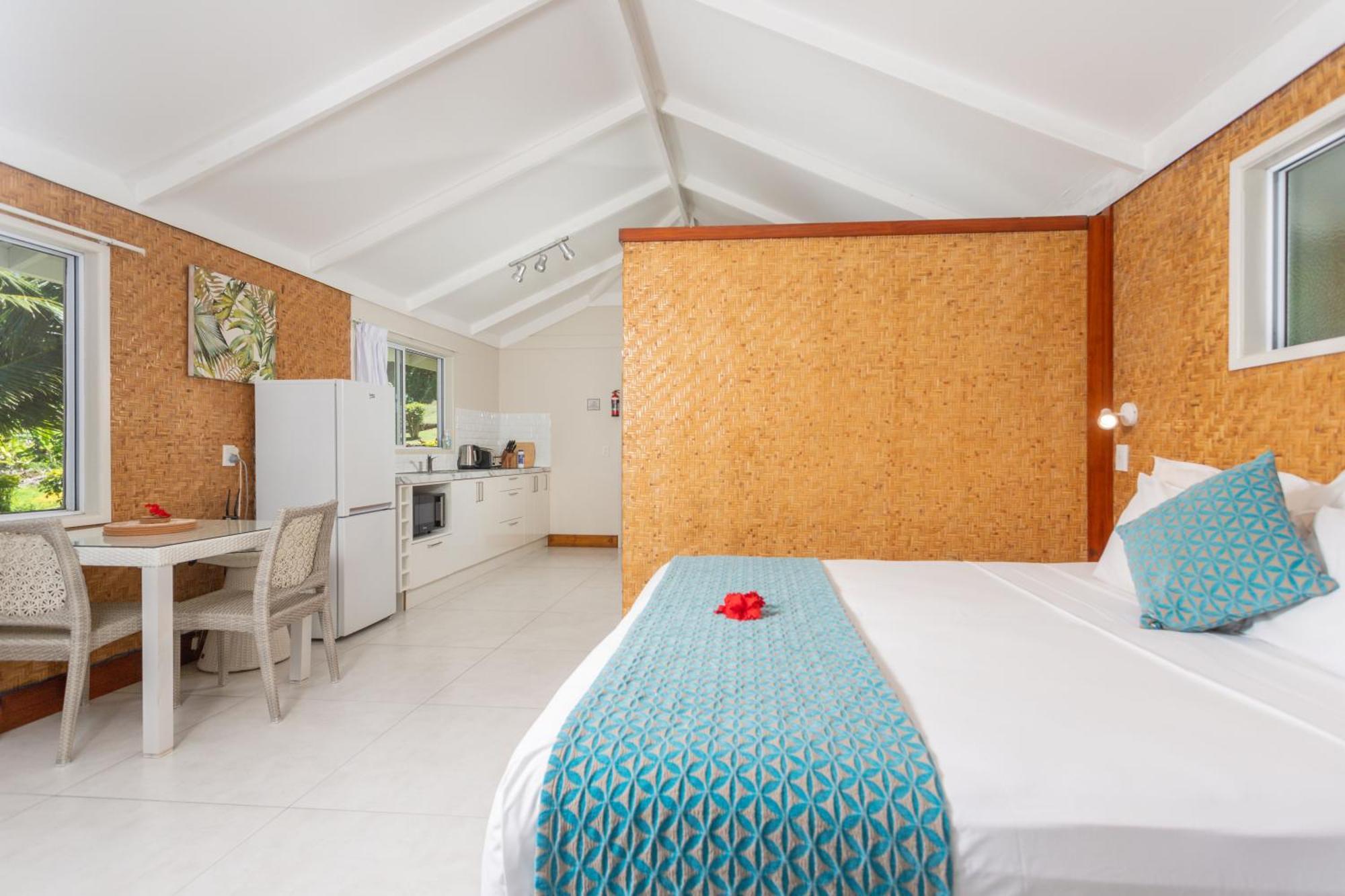 Muri Lagoon View Bungalows - Hillside Bungalow Раротонга Екстериор снимка