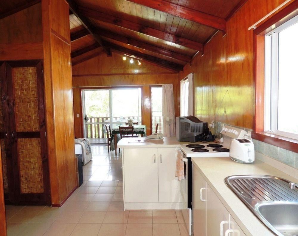 Muri Lagoon View Bungalows - Hillside Bungalow Раротонга Екстериор снимка