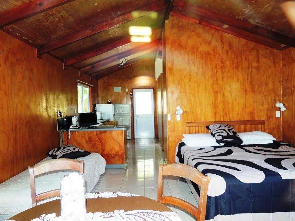 Muri Lagoon View Bungalows - Hillside Bungalow Раротонга Екстериор снимка